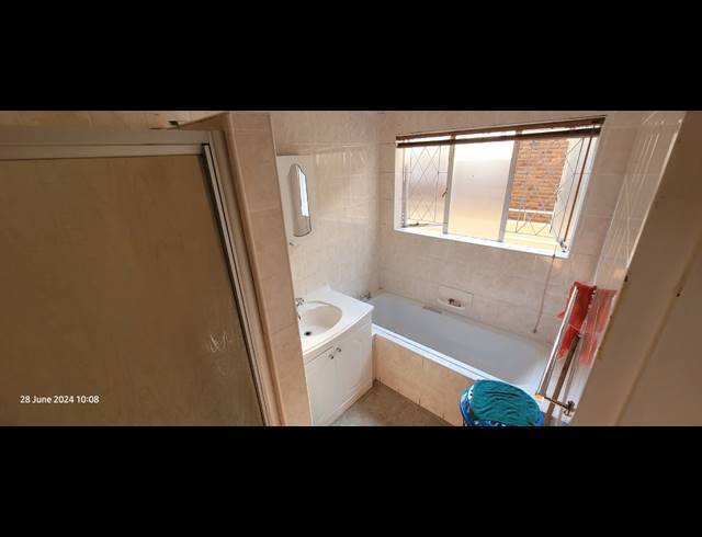 2 BEDROOM APARTMENT RENTED IN PELHAM